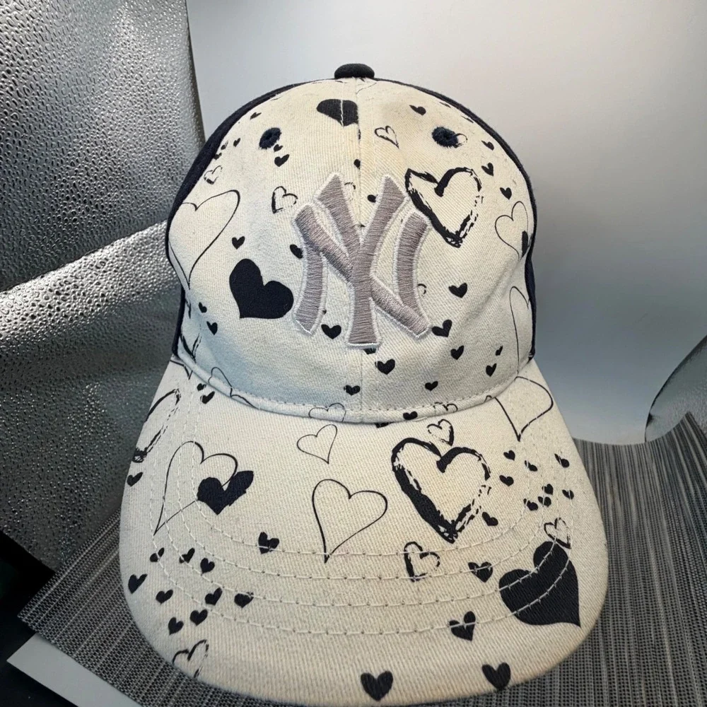 New York Yankees MLB Kids Hat Navy White Heart Print Adjustable Cotton Cap